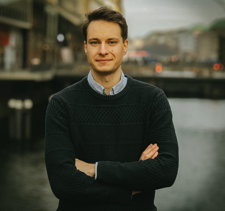 elbgoods Geschäftsführer Pascal von Seth im Büro